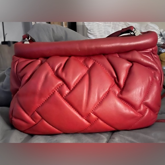 Soft 100% real leather Kurt Geiger crossbody/clutch - Picture 2 of 3